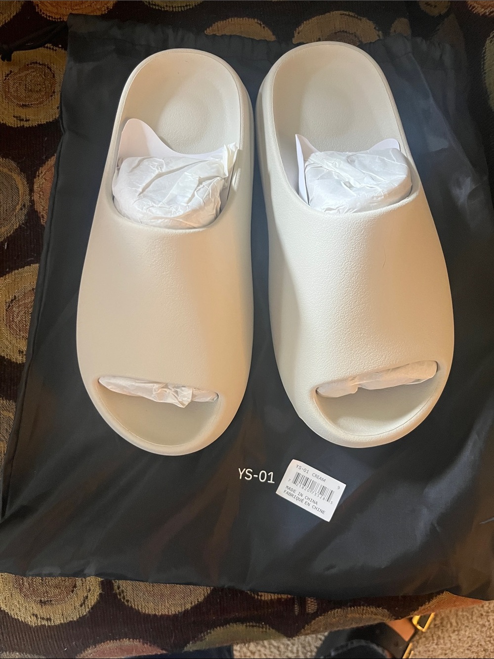 YZY-001 Yeezy Foam Slides in Cream